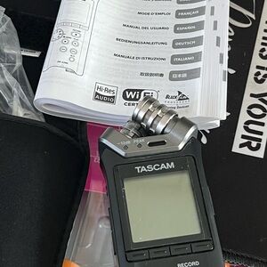 Portable Digital Recorder - Black